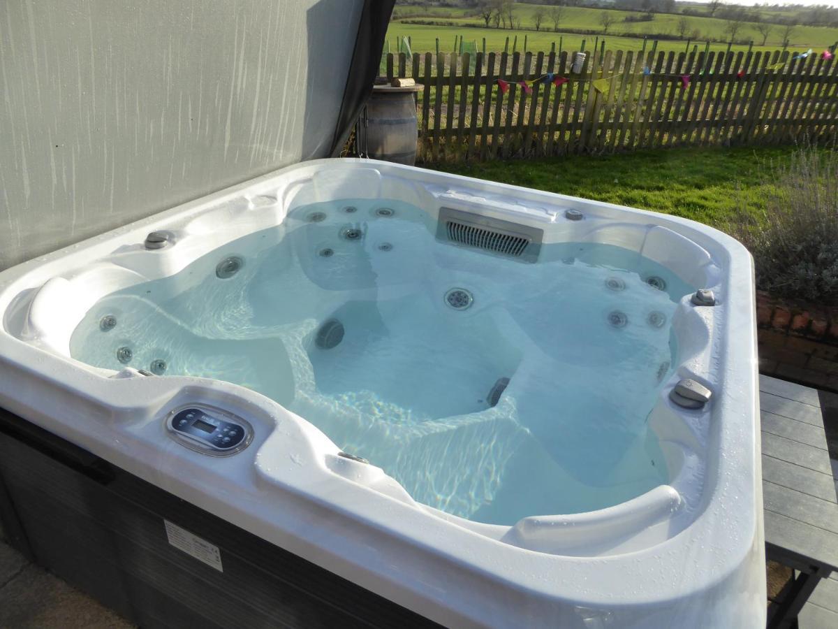 South View Country House Sleeps 12 - Hot Tub - Views Henley-in-Arden Εξωτερικό φωτογραφία