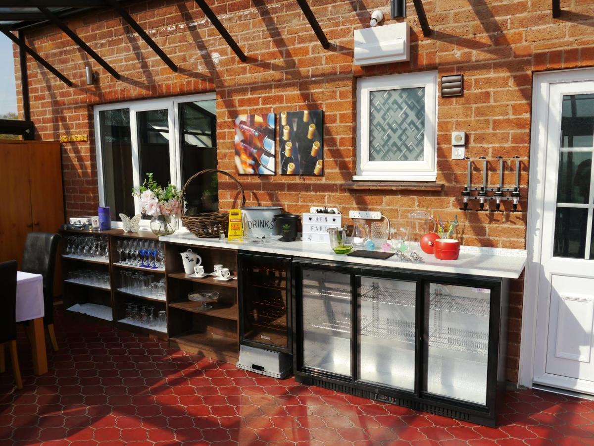 South View Country House Sleeps 12 - Hot Tub - Views Henley-in-Arden Εξωτερικό φωτογραφία